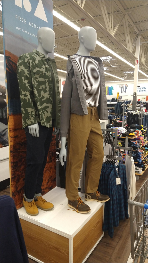 Slenderman Mannequin