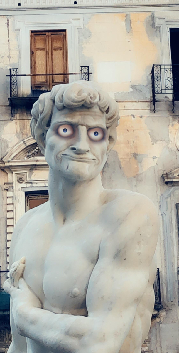 Snapchat filter on a statue