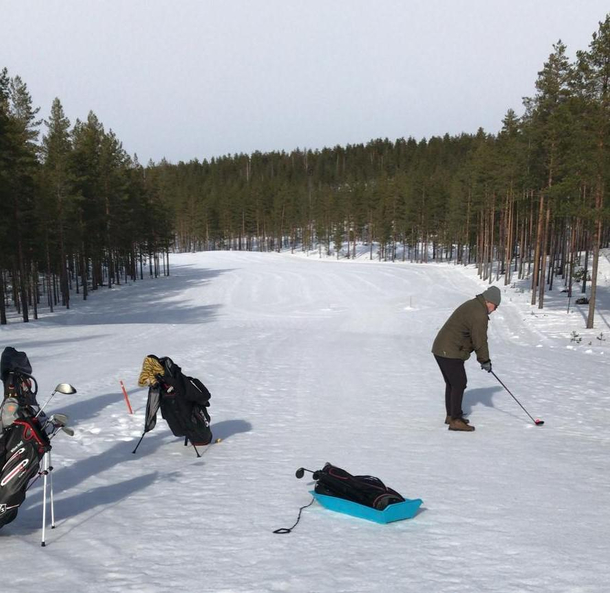 Snow golf in Jmi Finland