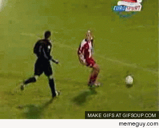 Soccer players have a brutal fight
