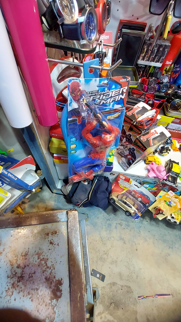 Spoiderman woke up and chose violence