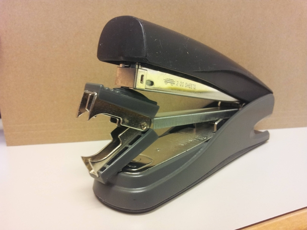 Stapler Alien