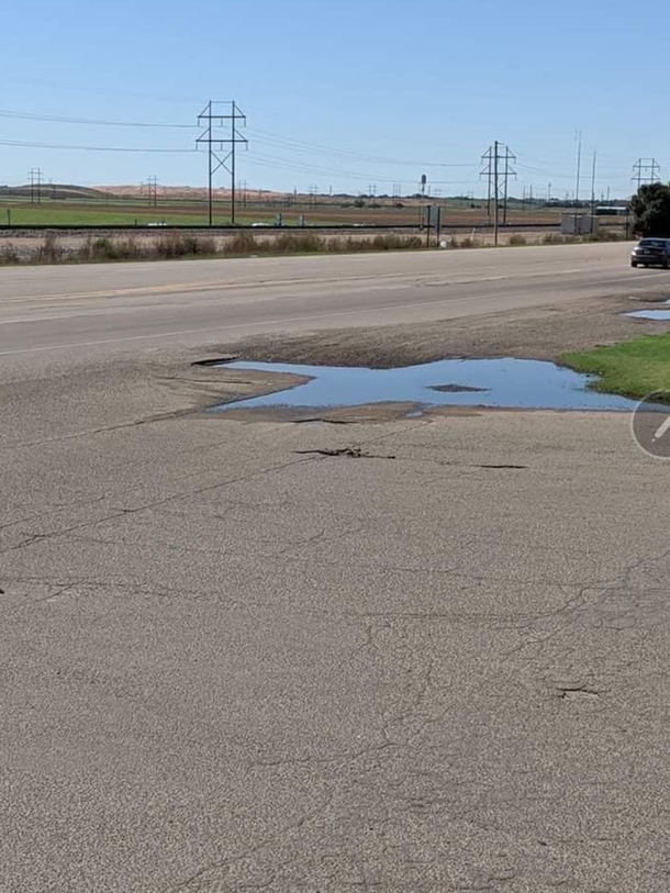 Texas-shaped pothole spotted in Texas