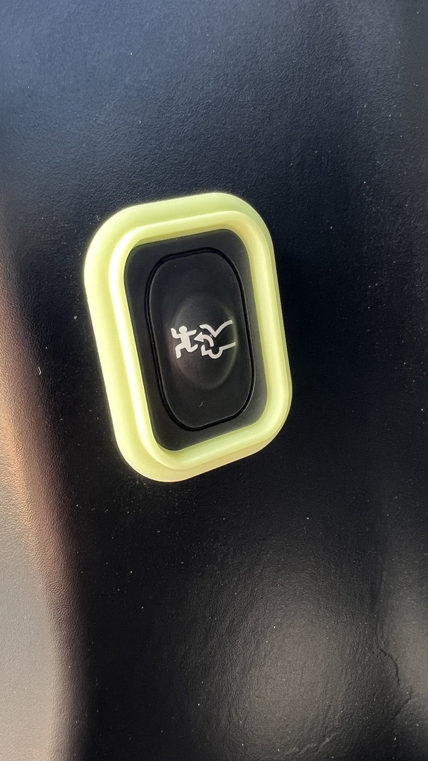 The button you need to push to Escape from the frunk in a Ford Lightning