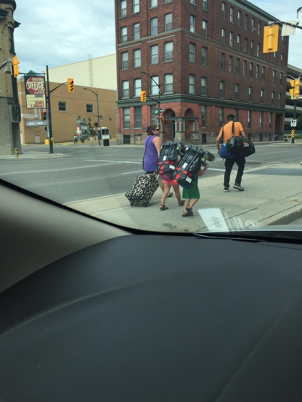 The children must carry their own child seats