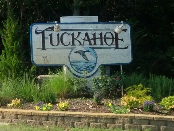 The easiest sign in the world to vandalize