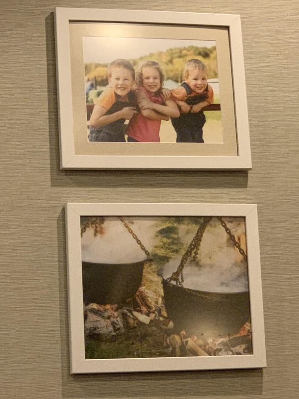 the placement of these photos 