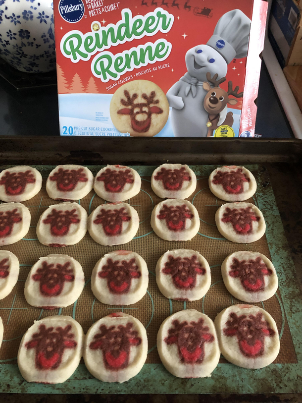 The reindeer kinda look like theyre on drugs