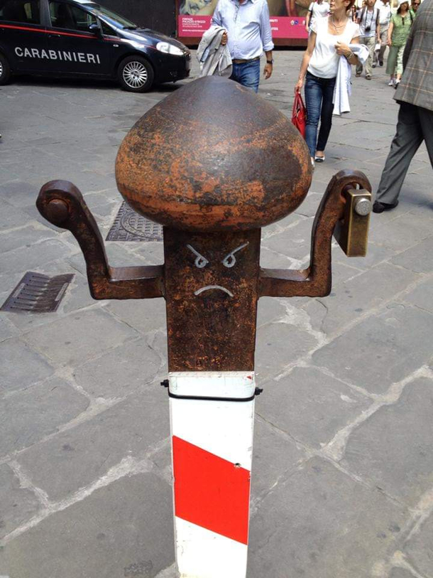 This angry Italian post