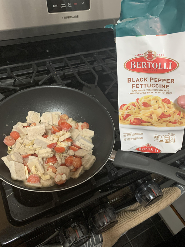This Black Pepper Fettuccine has no Fettuccine