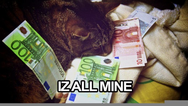 This cat shure got lots of moneyz
