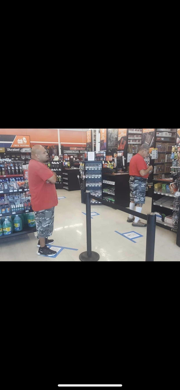This dude standing behind his future self