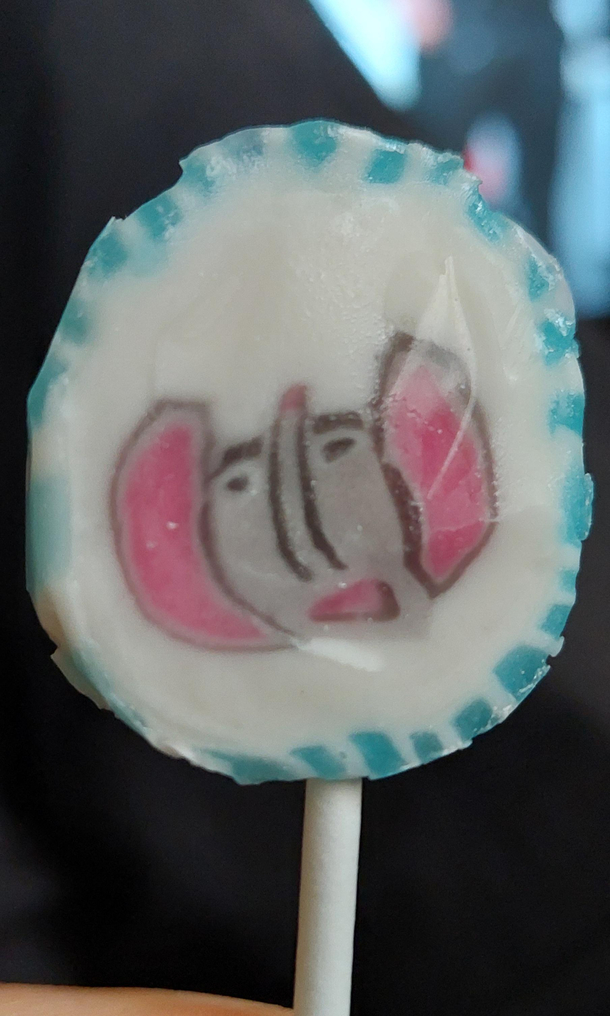 this elephant on an lollipop i got 