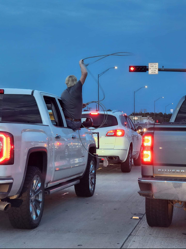 This guy mid lasso at a red light