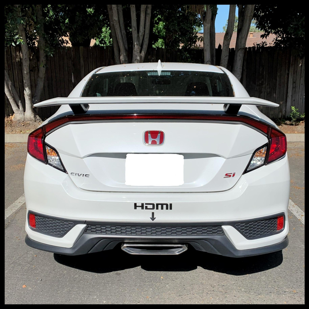 This HDMI Port  Exhaust Tip
