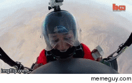 This is why you dont propose in a skydive