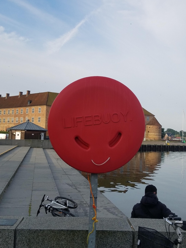 This LifeBuoy has nothing but bad intentions