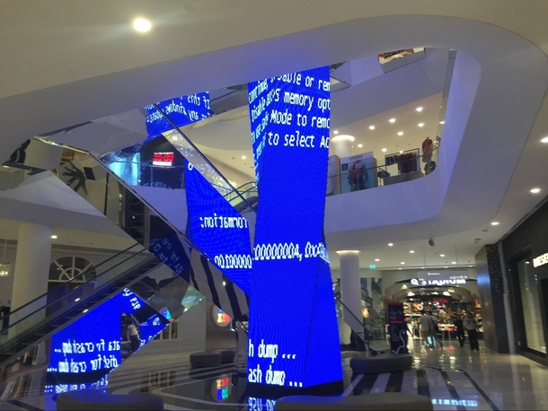This mall had a BSOD
