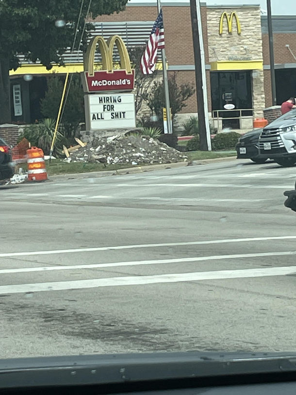 This Mcdonalds has had enough with the labor shortage