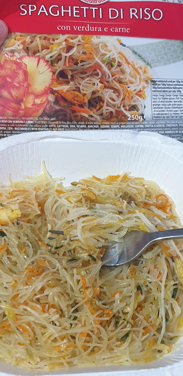 This meal looks almost identical to the box and it wasnt even bad
