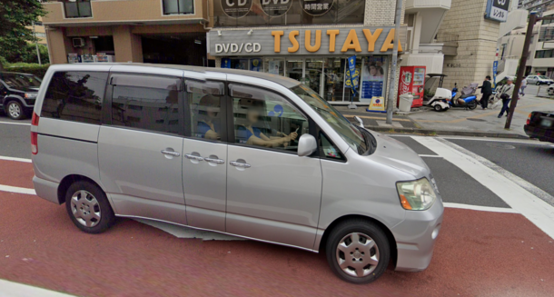 this mighty car with DOOOORS created by google street view