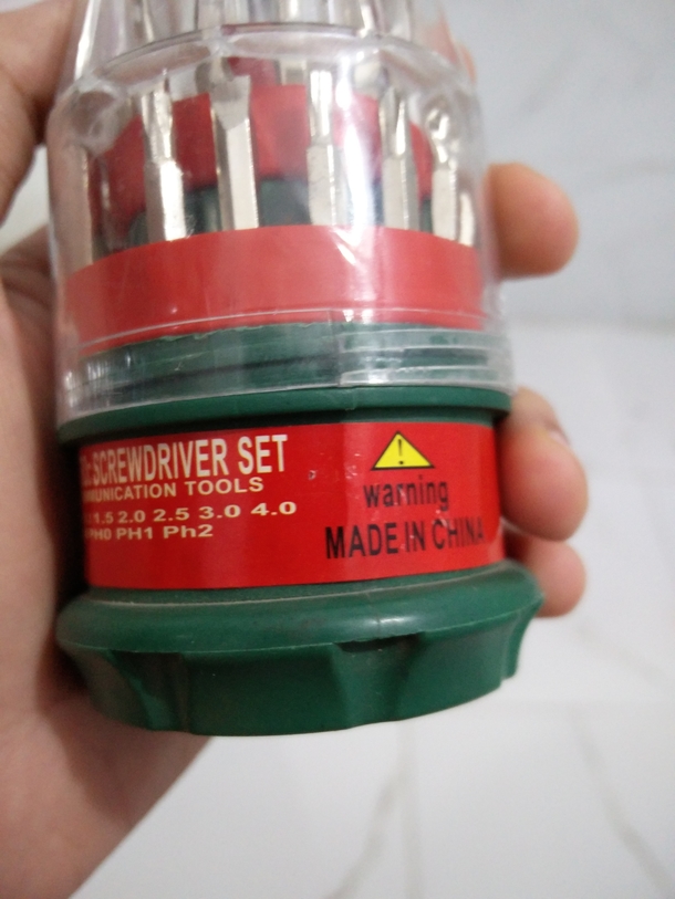 This screwdriver set has a pretty fair warning