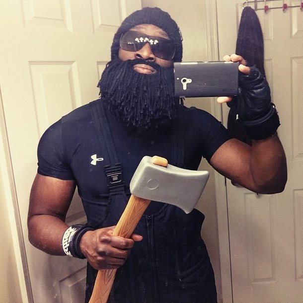 Thought id go as a Lumberjack ended up looking like Rick Ross with an Axe