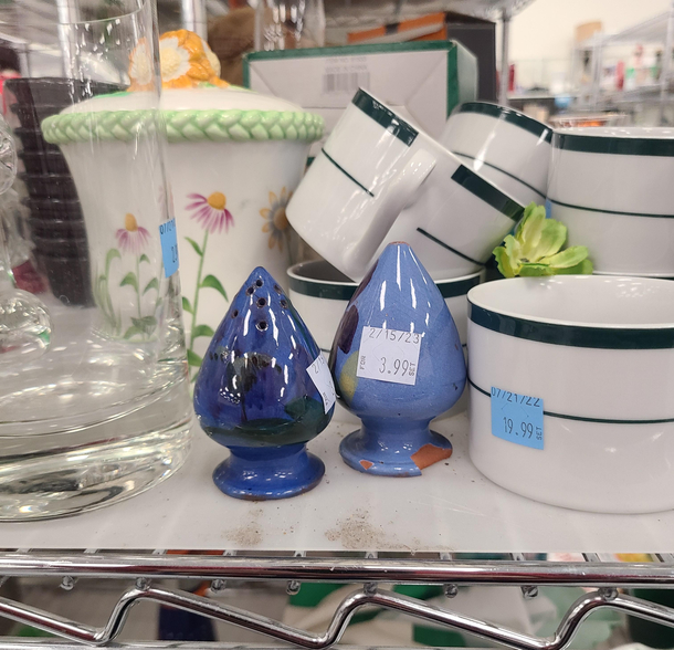 thriftstore preowned salt amp peppershakers
