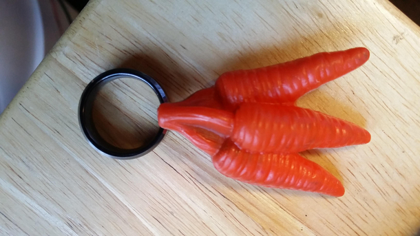 Today I will surprise her with a three carrot ring