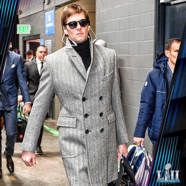 Tom Brady looks like a single divorced mother that just won full custody of her kids and is leaving the courtroom