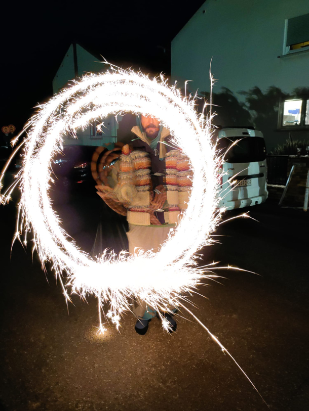 tried out a long exposure time to new years eve reminds me of some Dr strange skills