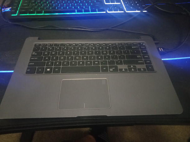 Trying to figure out why the screen on my laptop doesnt work