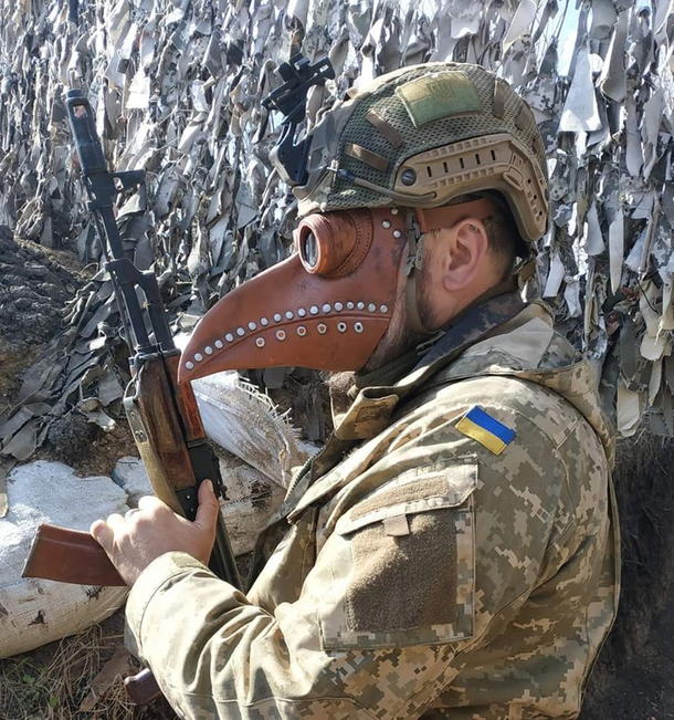 Ukrainian military fights COVID old-fashioned way