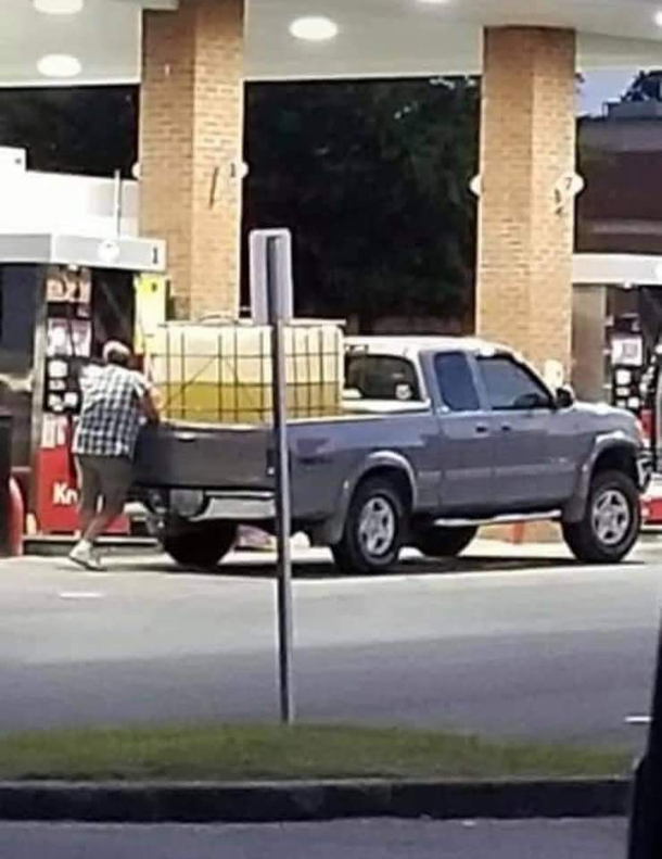 Us gas shortage looks like