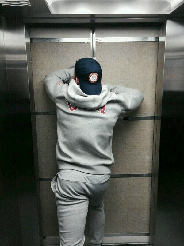 US Olympic bobbsledder Johnny Quinn now stuck in an elevator
