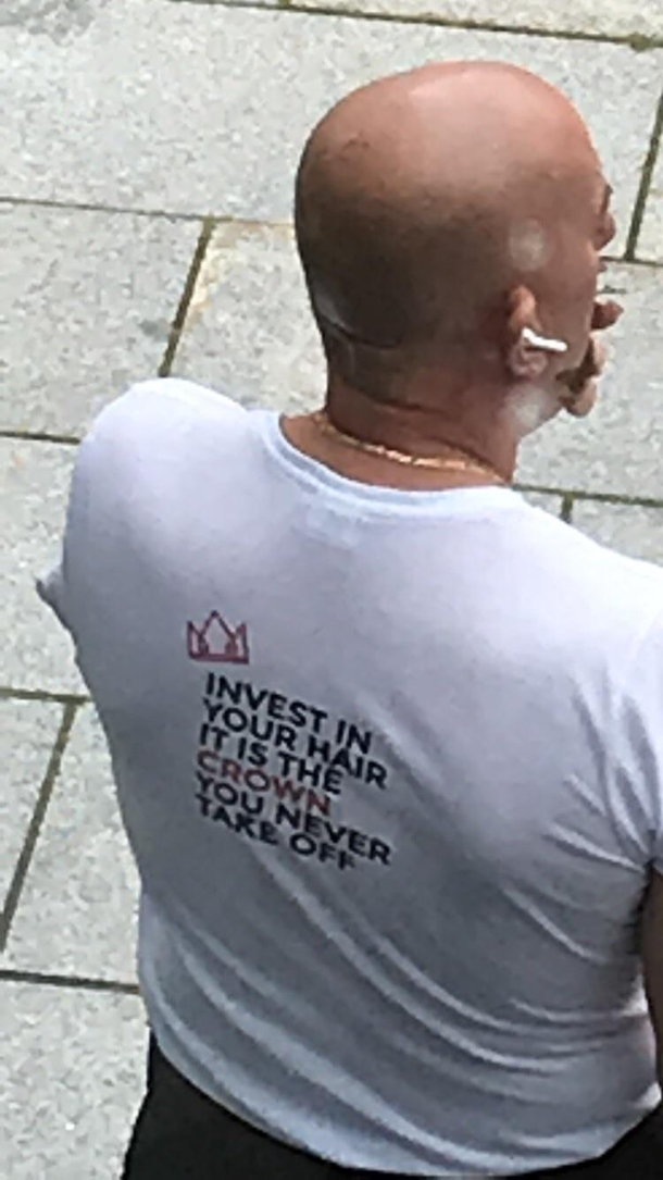 Was at the mall and saw this guy