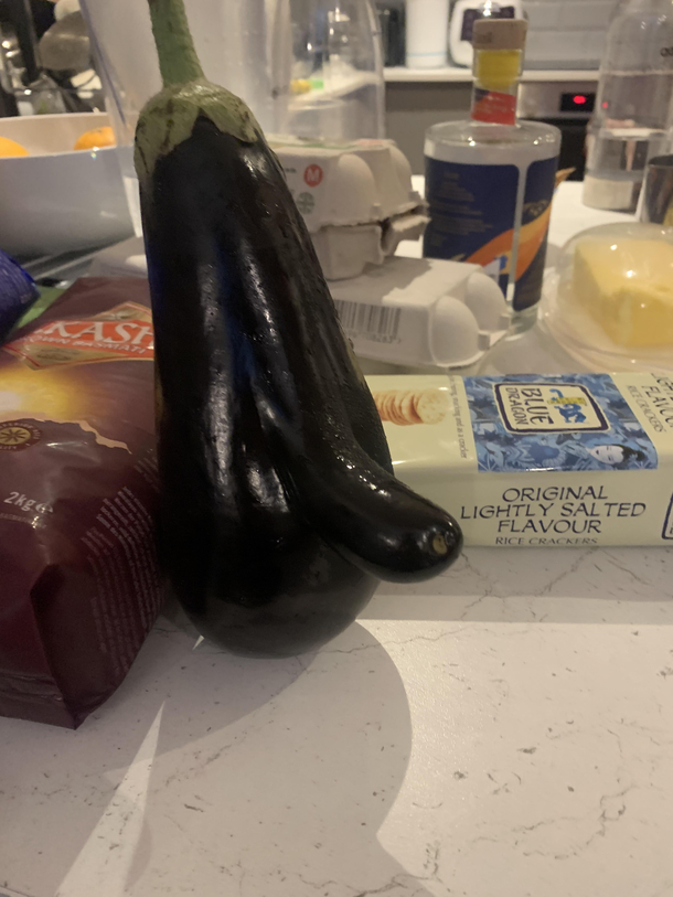 We got a slightly odd eggplantaubergine today