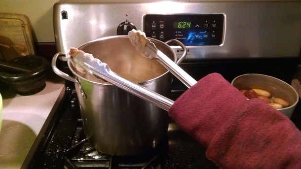 Whenever I cook with oil I feel like Mr Krabs when they think hes a robot