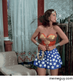 Wonder Woman ditches the Wonder Skirt