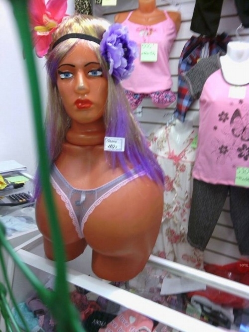 Yet another unrealistic standard for women