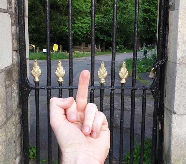 You too gate