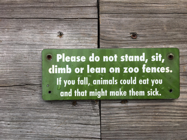 Zoo sign