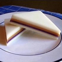 A Minecraft PampJ sandwich