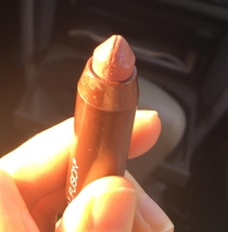 Am I just dirty minded Cause it seems like my lipstick happy to see me