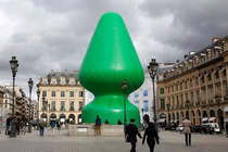 Bad public art Has anyone posted the Paris booty plug Christmas tree yet