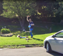 Big props to this guy in Australia who totally ignores his yo to wave at the GoogleMaps car - 
