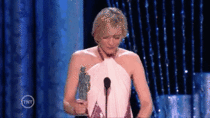 Cate Blanchett sums up every award show with one quick motion
