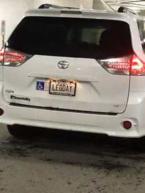 Clever liscence plate