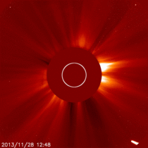 Comet ISON rounding the sun