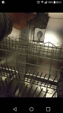 Customer complains his new dishwasher is leaking
